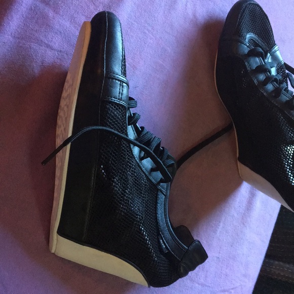 adidas slvr Shoes - Adidas SLVR black mesh platform sneakers.